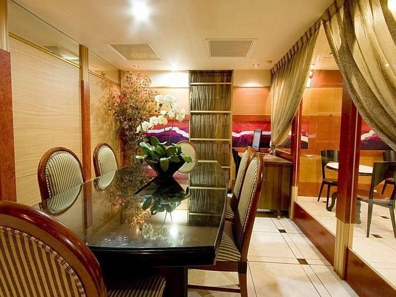 Hotel Charming Castle Taipei