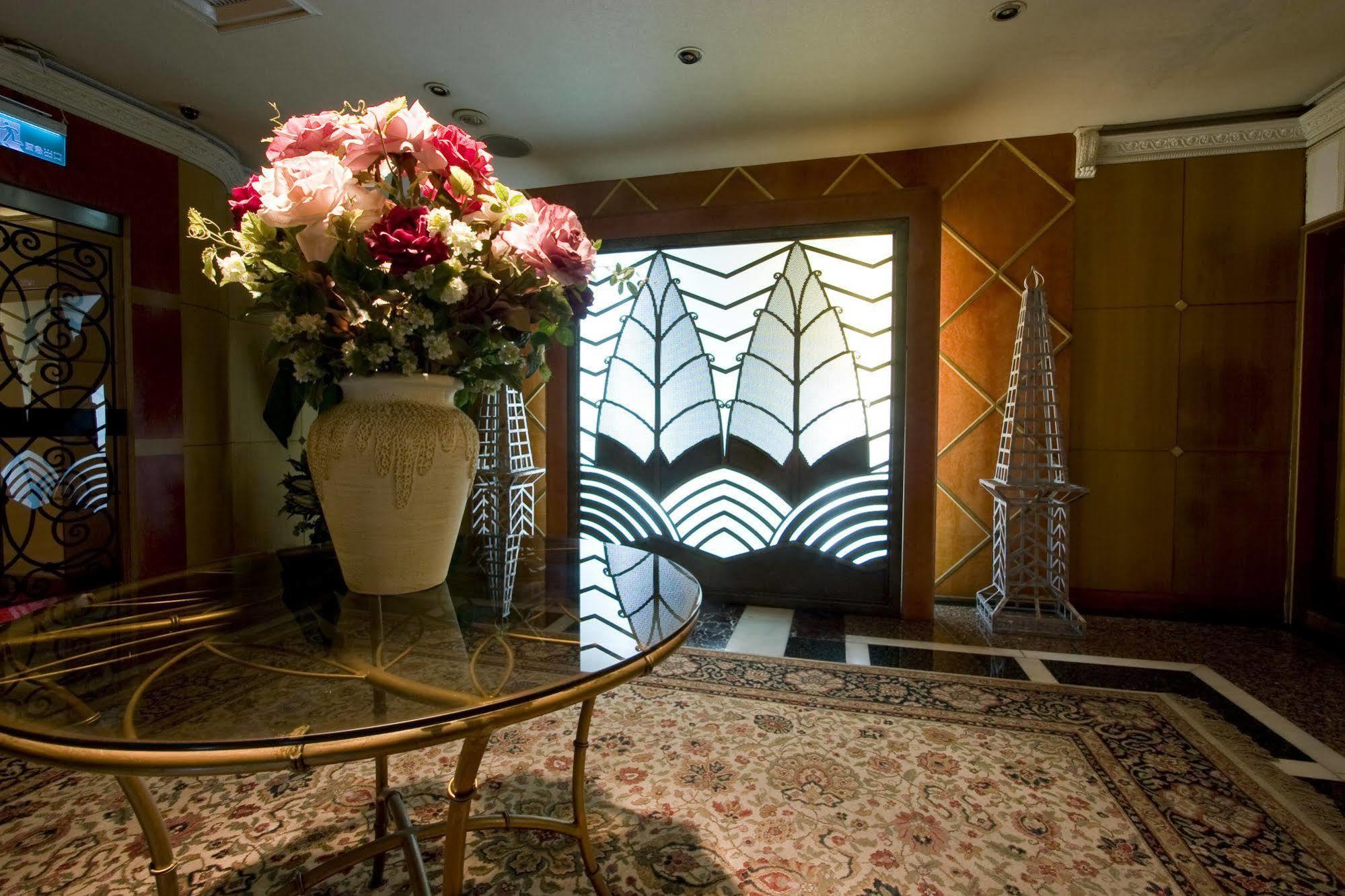 Charming Castle Hotel Taipei